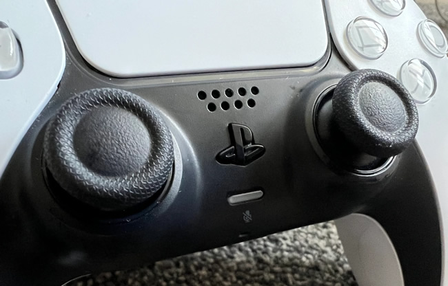 manette PS5 Mass'In Madagascar